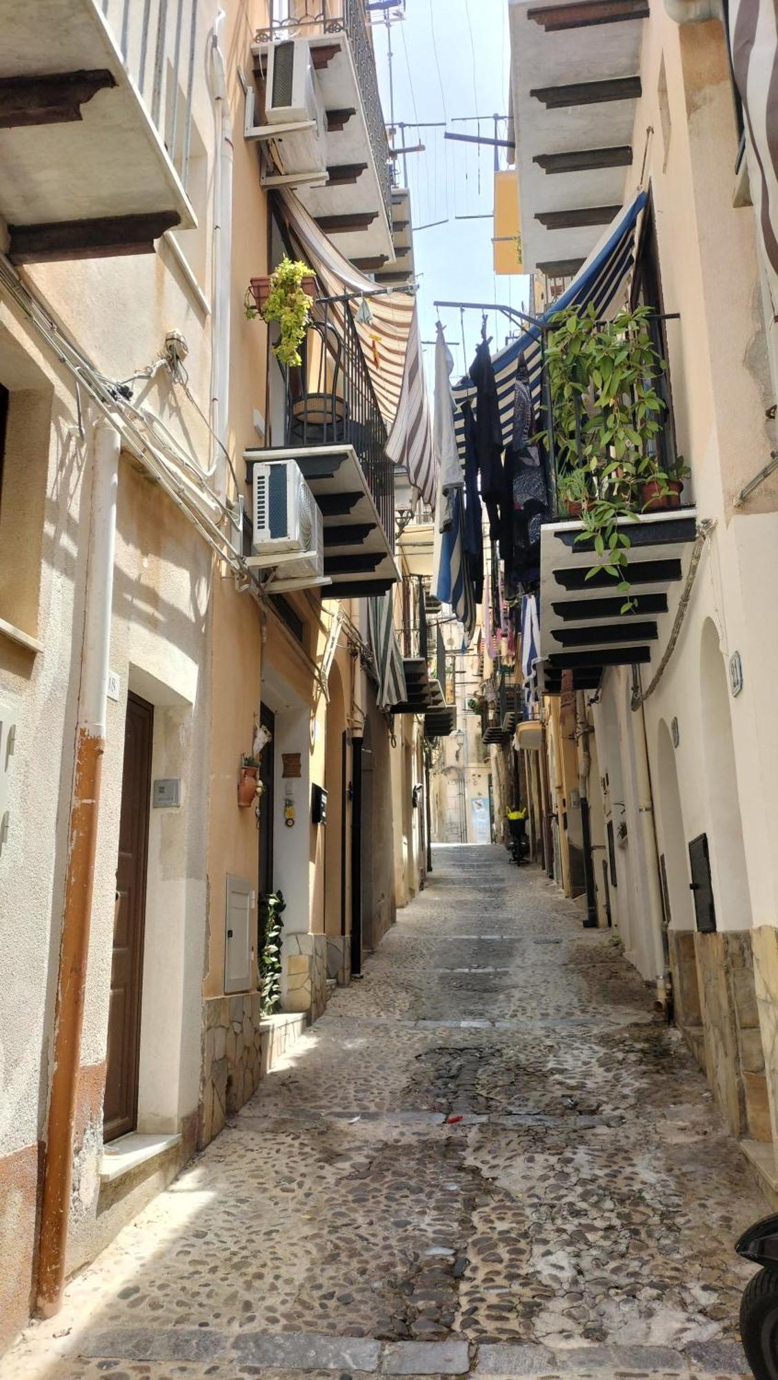 Casa Rosellina Piano Primo Apartment Cefalu Bagian luar foto